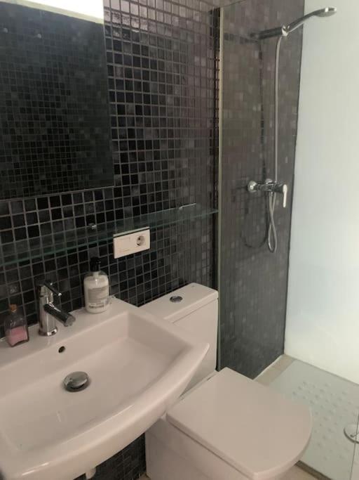 Spacious Loft / Literally At The Foot Of Alhambra Apartment Granada Ngoại thất bức ảnh